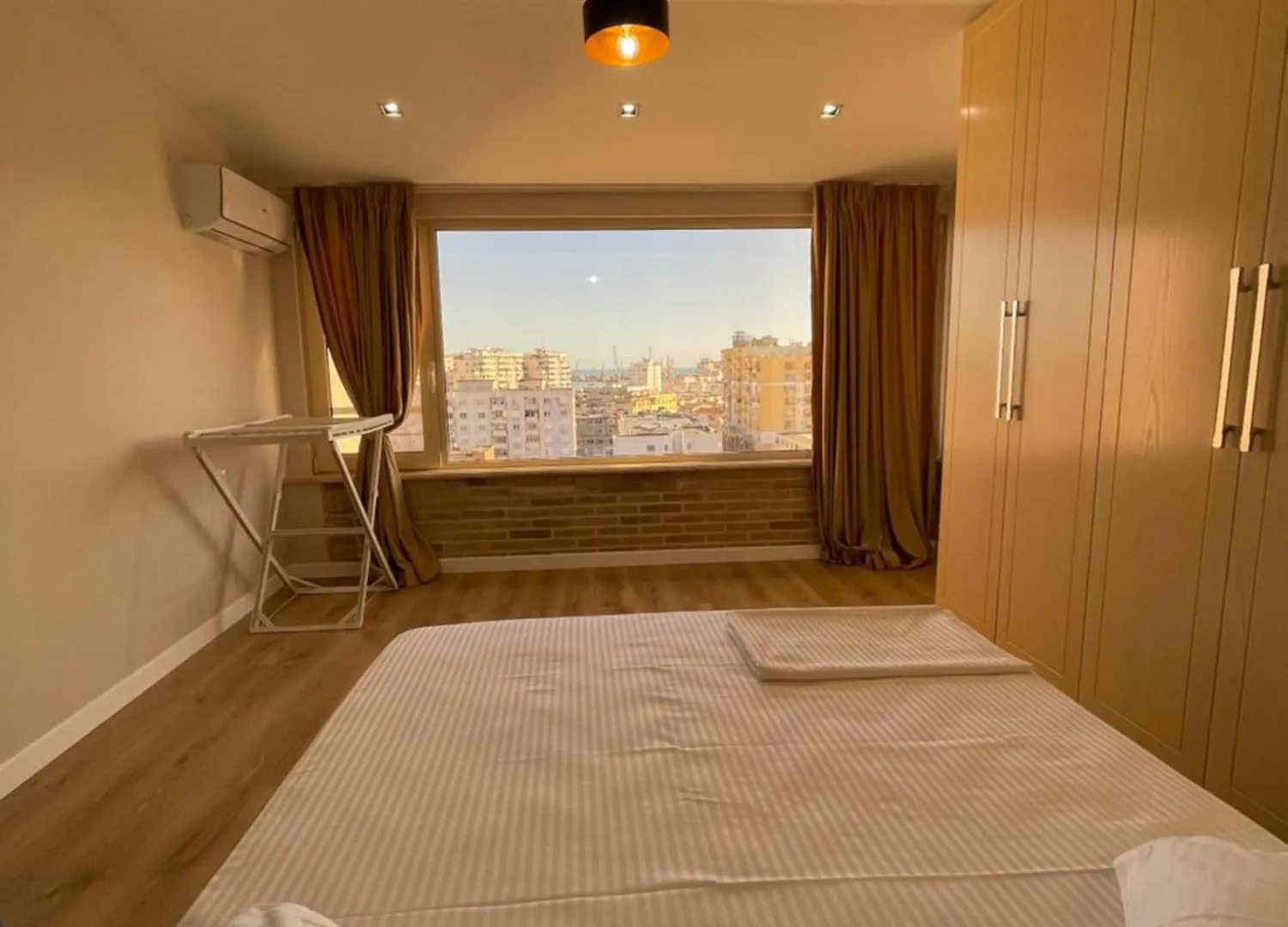 Classy Apartment Lea 2 دراس 0*,